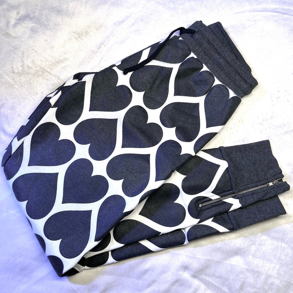 NWT Wildfox Black Hearts Joggers